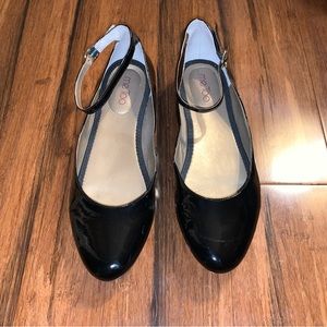 ME TOO BLACK BALLET FLATS WITH BUCKLE